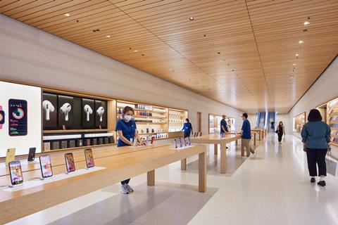 Apple, Marina Bay, SIngapore